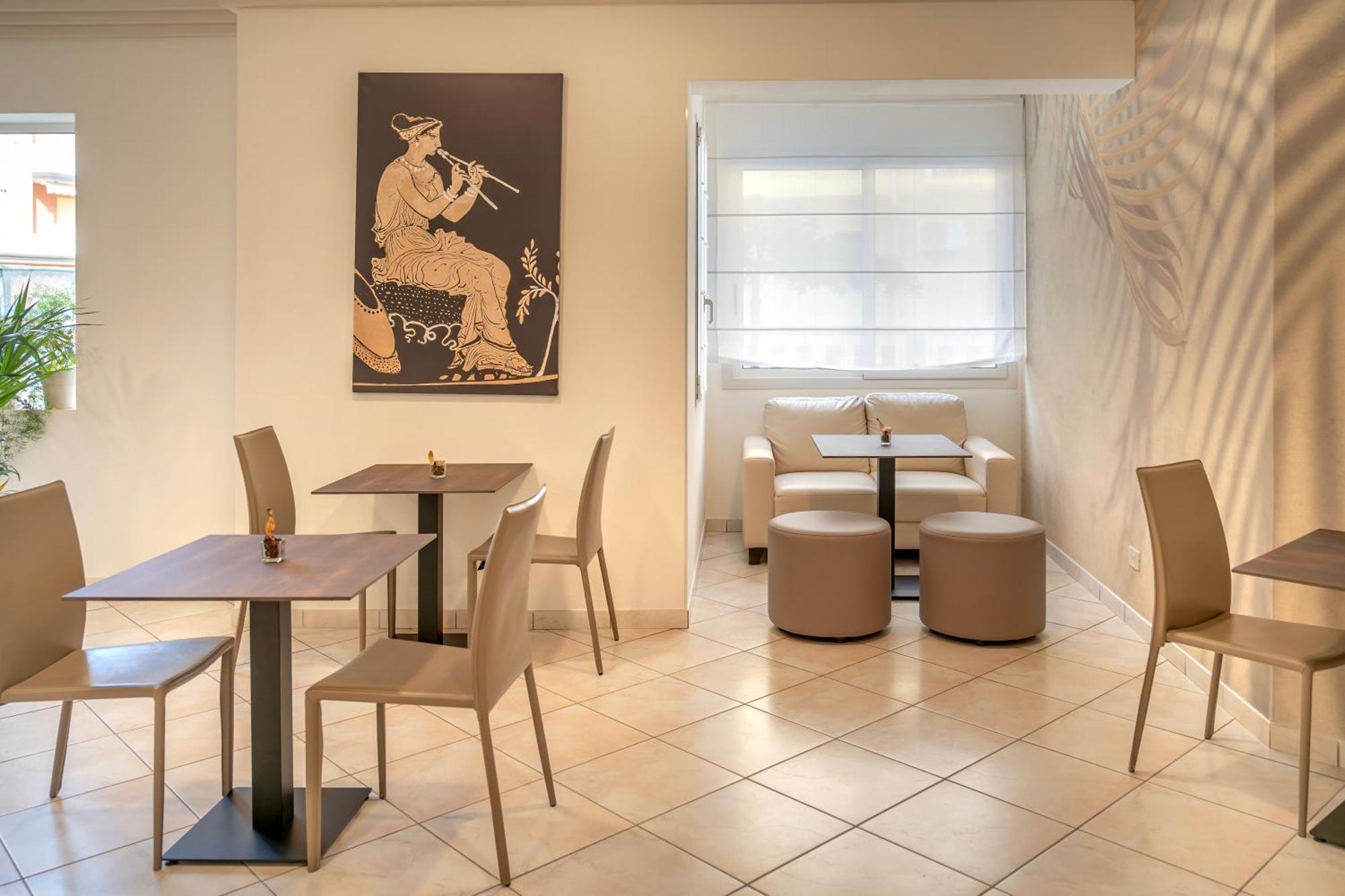 Hotel Atenea Golden Star Caorle Exterior photo